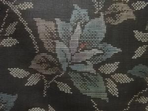 アンティーク　枝花模様織出し本場泥大島紬着物（7マルキ）